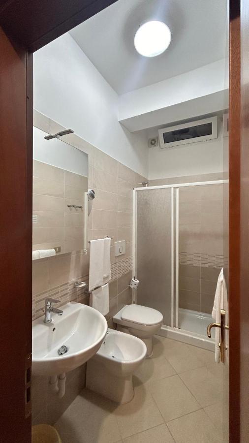 Il Nocchiero City Hotel Соверато-Марина Экстерьер фото
